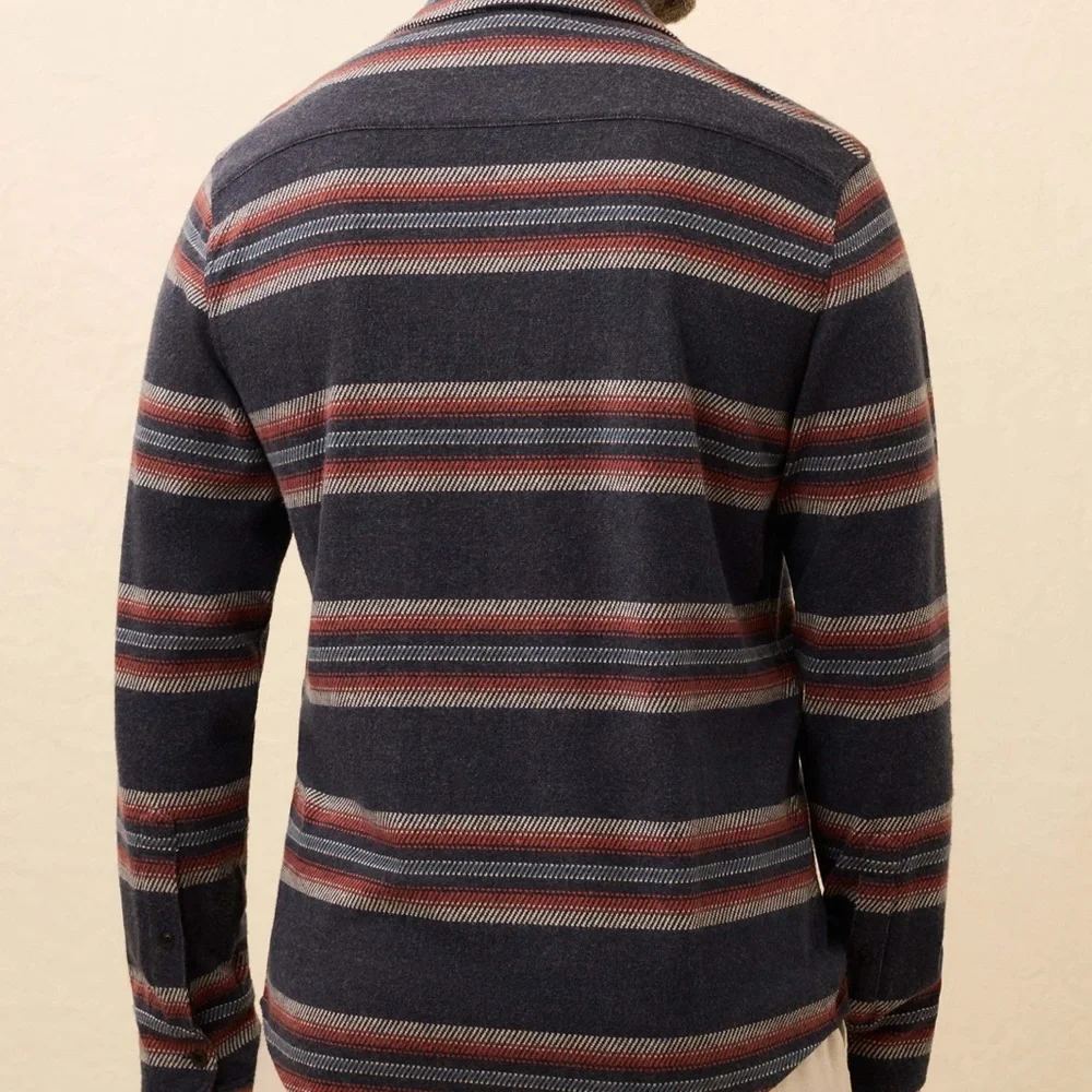 Faherty Legend Sweater Shirt Vintage Scrape  Medium NWT - Picture 3 of 6